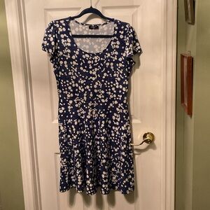 2 Dye 4. Daisy print. Casual dress